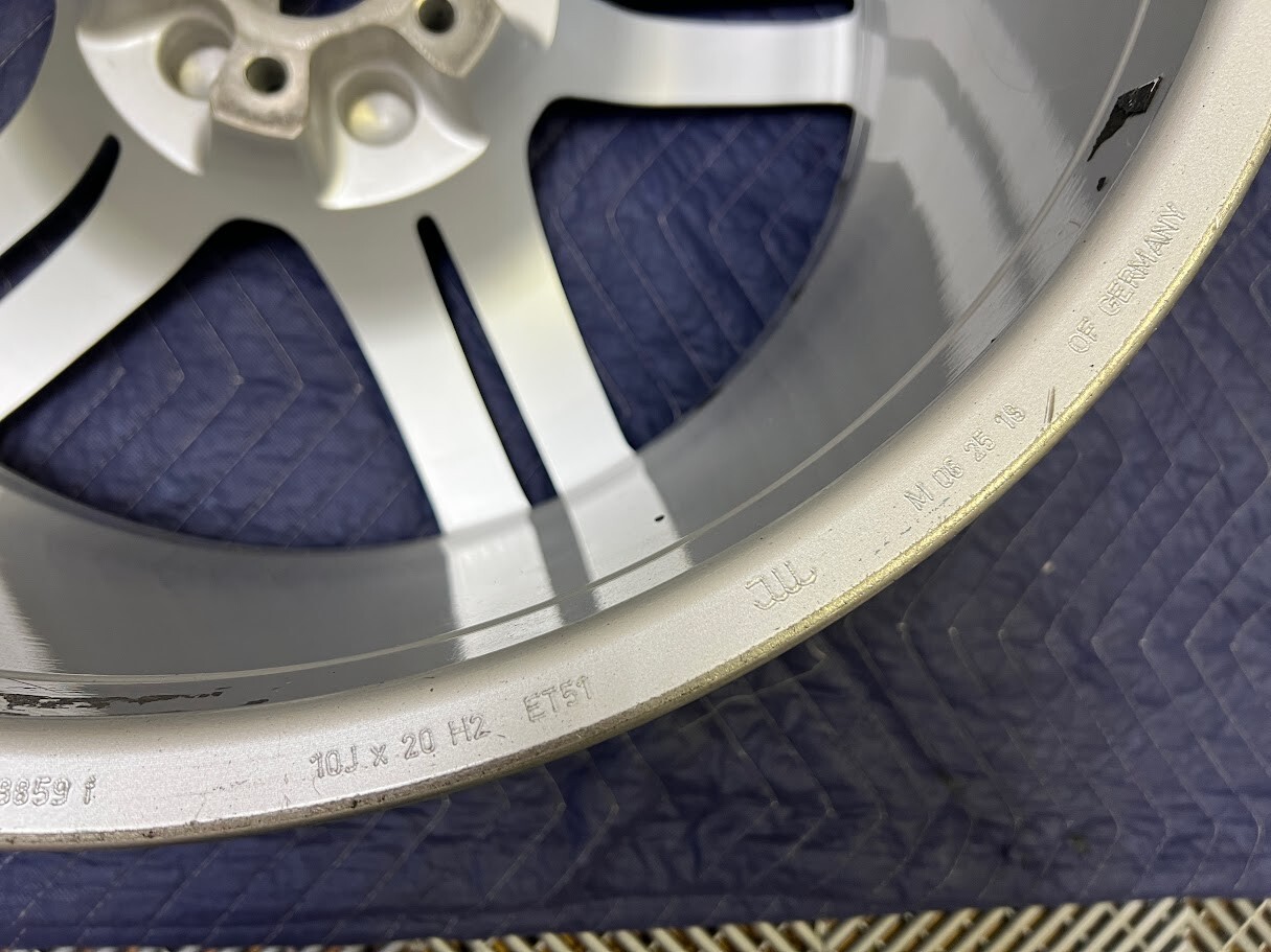 Single OEM Original 20" Ferrari Portofino Rear Wheel Rim Silver 336553 Used Fair