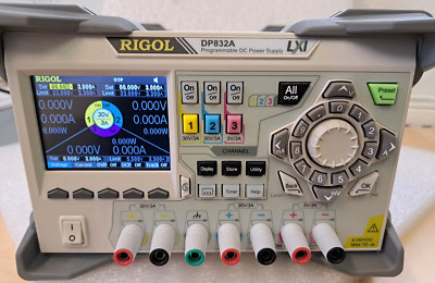 Rigol DP832A Labornetzgerät, programmable DC Power Supply, 0 - 30 V / DC 0 - 3 A