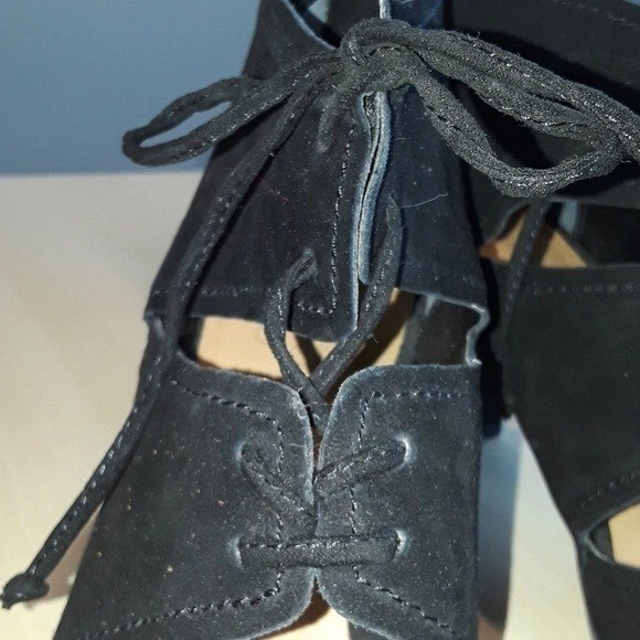 ❅�Botín Franco Sarto Peep Toe Mujer Talla 10 Negro Gamuza Tacones Con Cordones Zapatos Foto 2 de 4