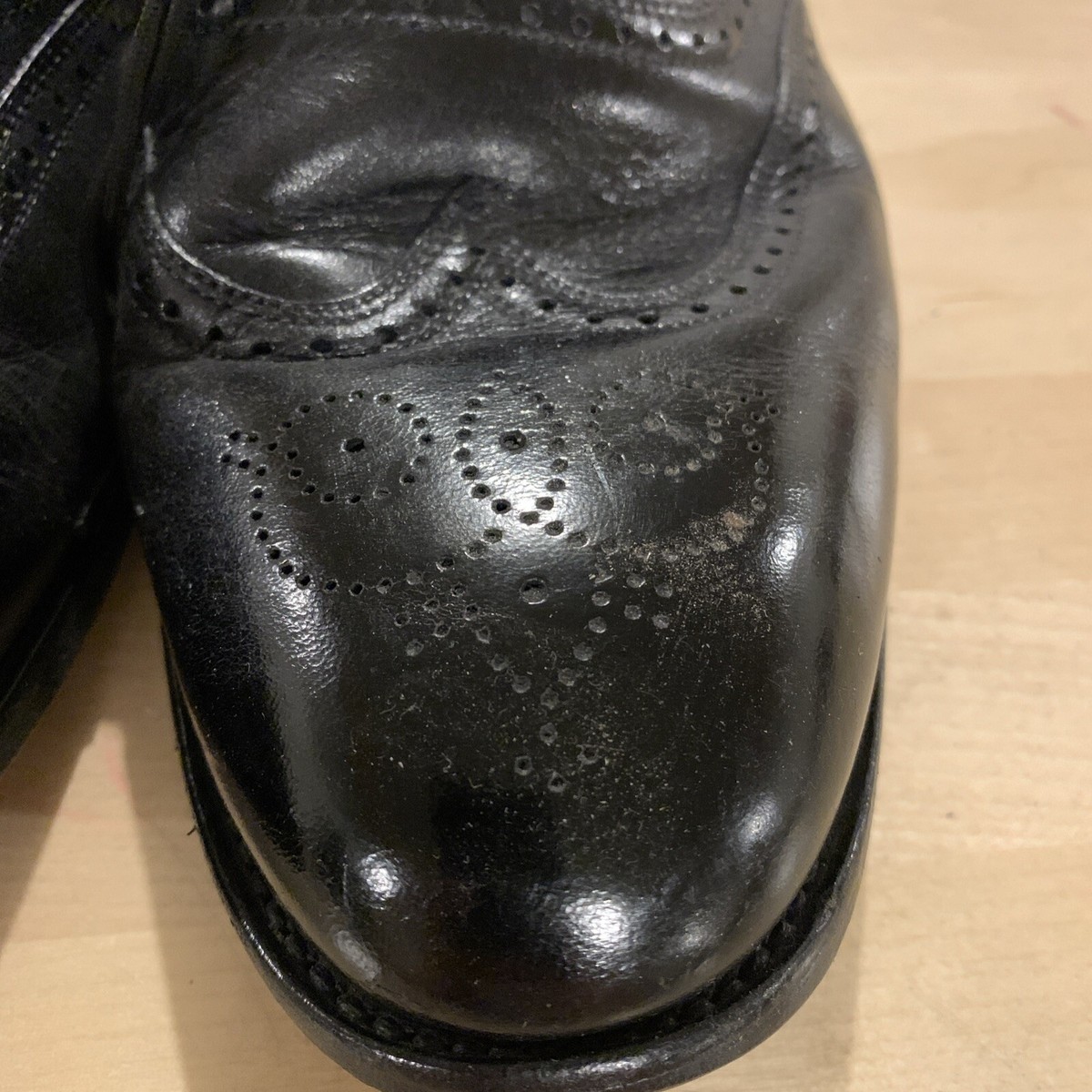 Florsheim Imperial Duality 92604 Black Pebbled Wingtip V Cleat Shoes Mens 8.5 D 1960s FLORSHEIM Imperial Black Scotch Grain Leather Wingtips  main image 3
