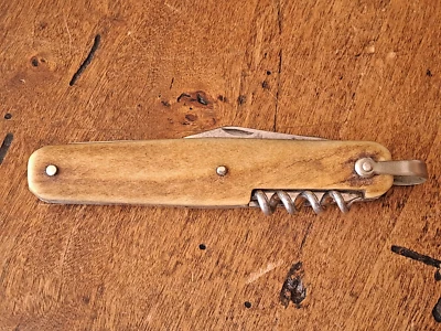 Ancien couteau 6 fonctions Nogent Chrome, bois de cerf poli - Photo 1/4