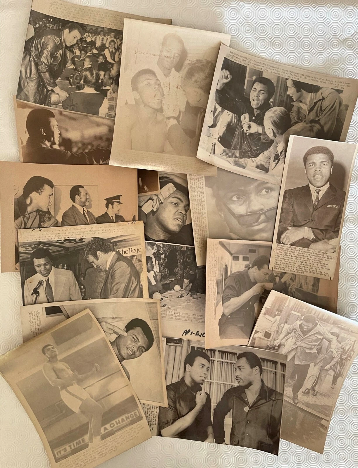 (Lot of 15) MUHAMMAD ALI 60-70s Vintage Laser Wire Press Boxing Photos - 画像1/12