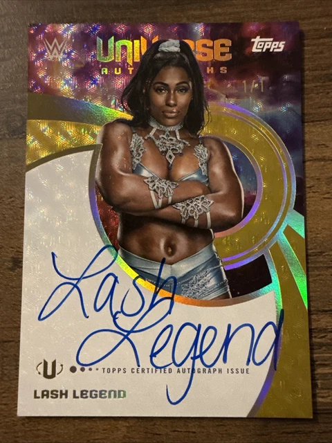 2025 Topps Universe WWE Lash Legend Auto Gold Superfractor 1/1