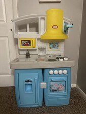 Little Tikes Convertible Tasty Junior Pretend Play Kitchen Set Phone Holder Blue