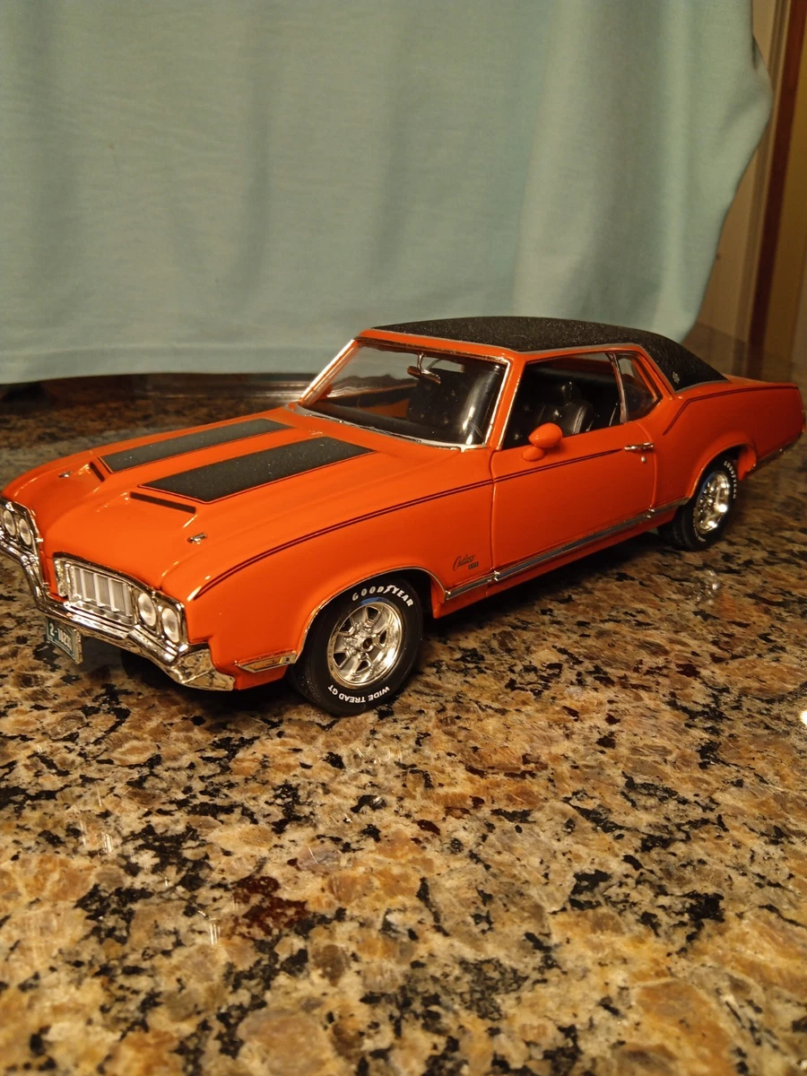 Ertl Oldsmobile 442 Oldsmobile Contemporary Manufacture Diecast