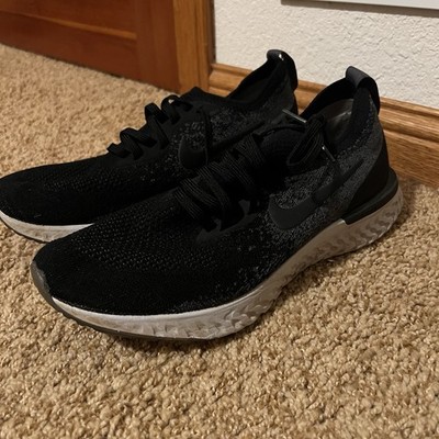 Nike Epic React Flyknit Running Shoes Black White Women s 9 Lightweight Comfort
