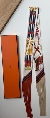New Hermes JUMPING LEATHER FRINGES TWILLY Crème / Alezan
