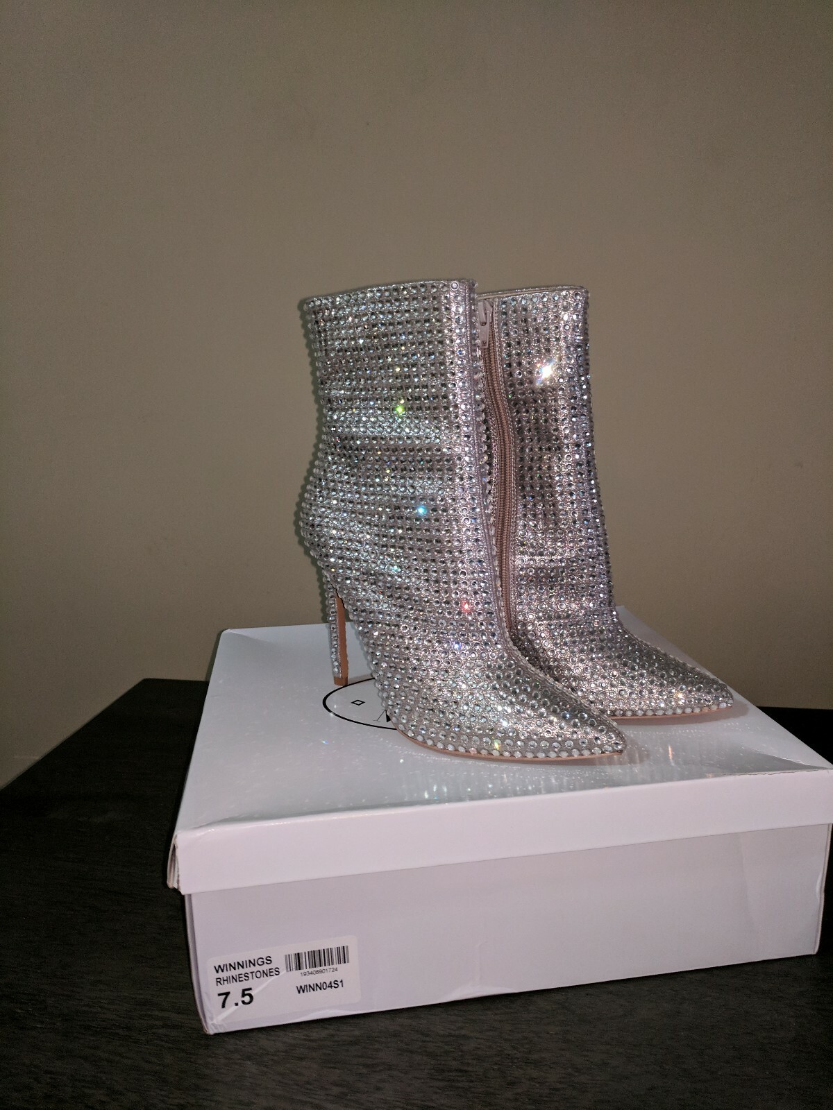 steve madden wayne boots white