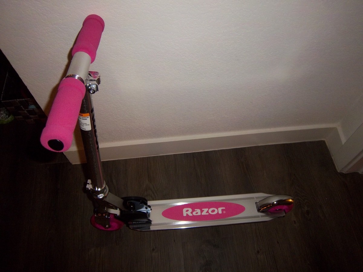 Pink Moded Razor Hot Pink Razor Scooter Razor E Scooter S80 Green Razor Middle East