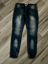 Canyon River Blues Denim Woman  s Jeans Sz 8 Avg