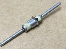  5 PC  CENTRALAB MFT1000 FEED THRU TRIM FAST CAPACITOR NSN 5910-00-812-0567