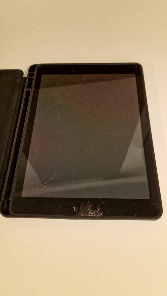 Apple iPad 6th Gen. 32GB, Wi-Fi + Cellular (Unlocked), 9.7in Apple iPad 6th Gen. 32GB, Wi-Fi + Cellular (Unlocked), 9.7in