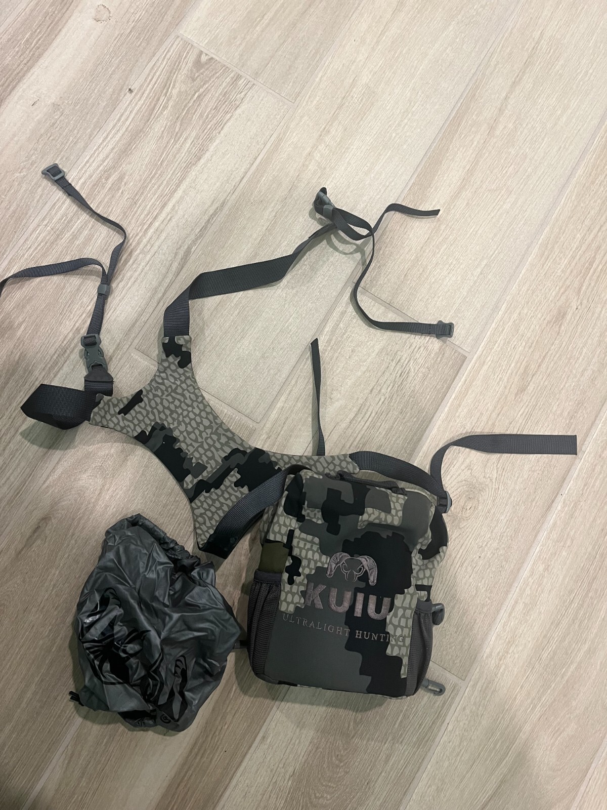 KUIU Bino Harness w/Rain Cover Verde, Size L eBay