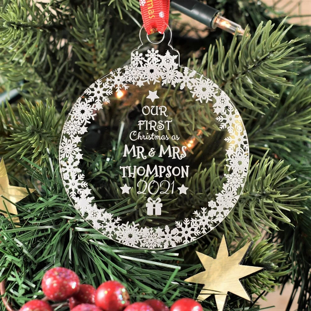 Mr and mrs on sale christmas tree decorations