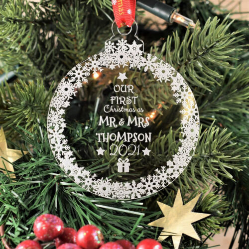 Decoración de Navidad Personalizada Árbol Bauble Adorno Grabado, Mr & Mrs Bauble - Imagen 1 de 1