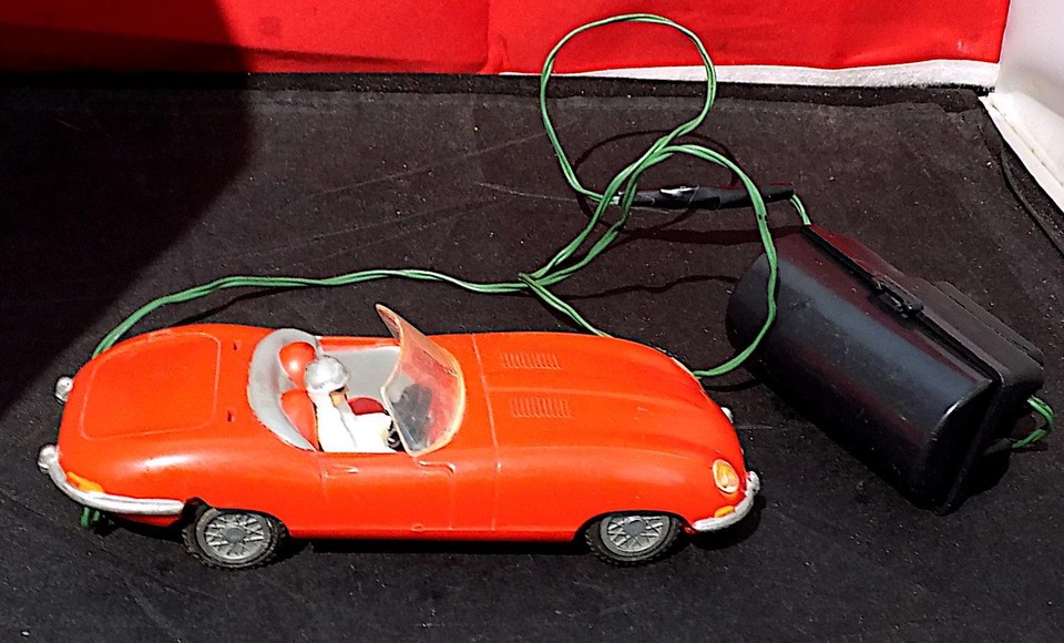 Vintage Plastic BatteryOperated Jaguar E Type Car + Remote, Marx Toys
