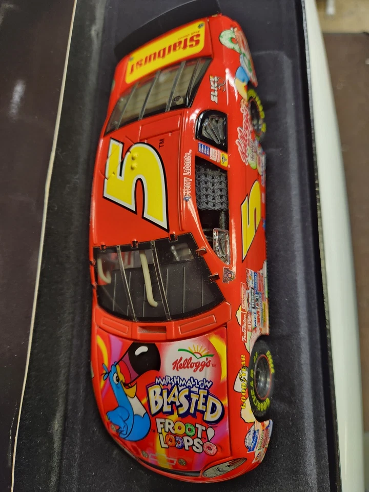 Coche de élite Terry Labonte 1998 escala 1:24 Kellogg's Marshmallow Blasted Froot Loop Foto 2 de 3