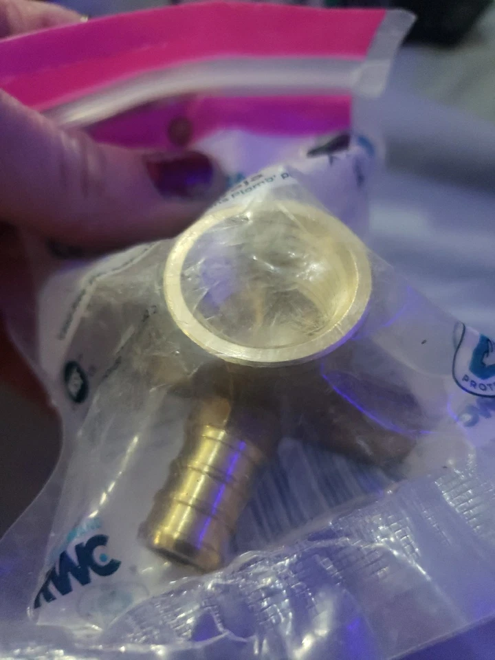 Sharkbite 1/2 x 1/2 FNPT Brass PEX Drop-Ear Elbow Crimp Fitting - Image 4 of 4