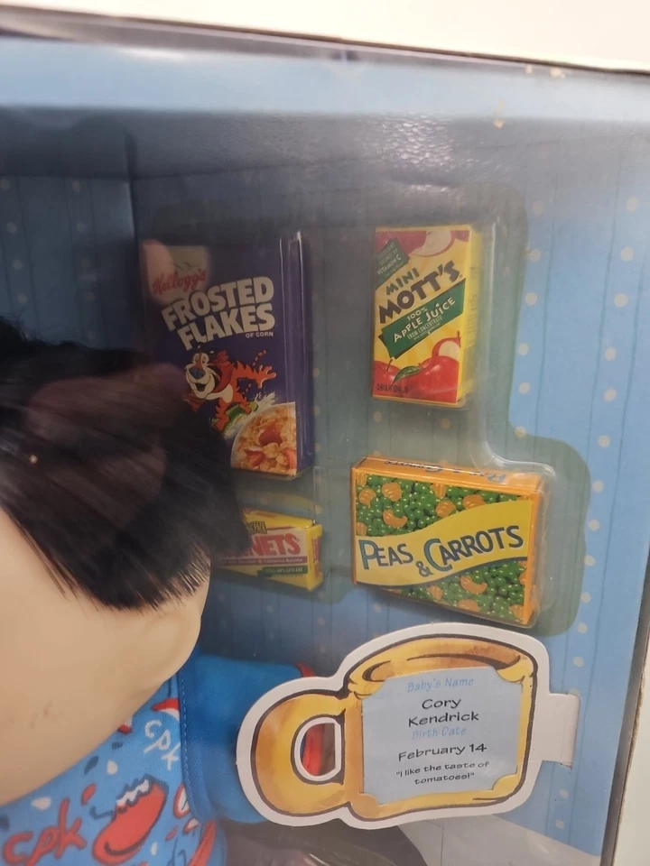 Parche de repollo 1998 niños 'diversión para alimentar al bebé' Cory 14 de febrero niño de San Valentín sellado  Foto 4 de 4