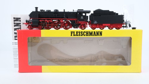 Fleischmann H0 411901 locomotora de vapor con ténder BR 18 495 DB corriente continua | Zustand: Gebraucht
