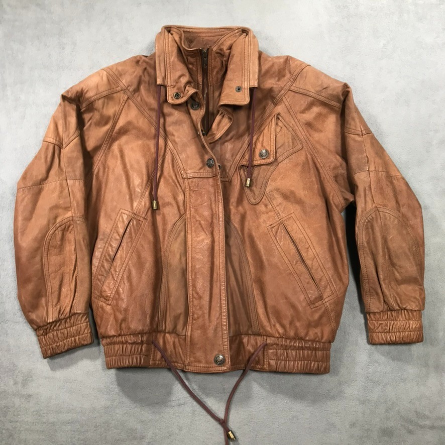 炎*ン様 90s vtg short real leather bomber j Vintage Wilson's Adventure Bound Leather Bomber Jacket Women's