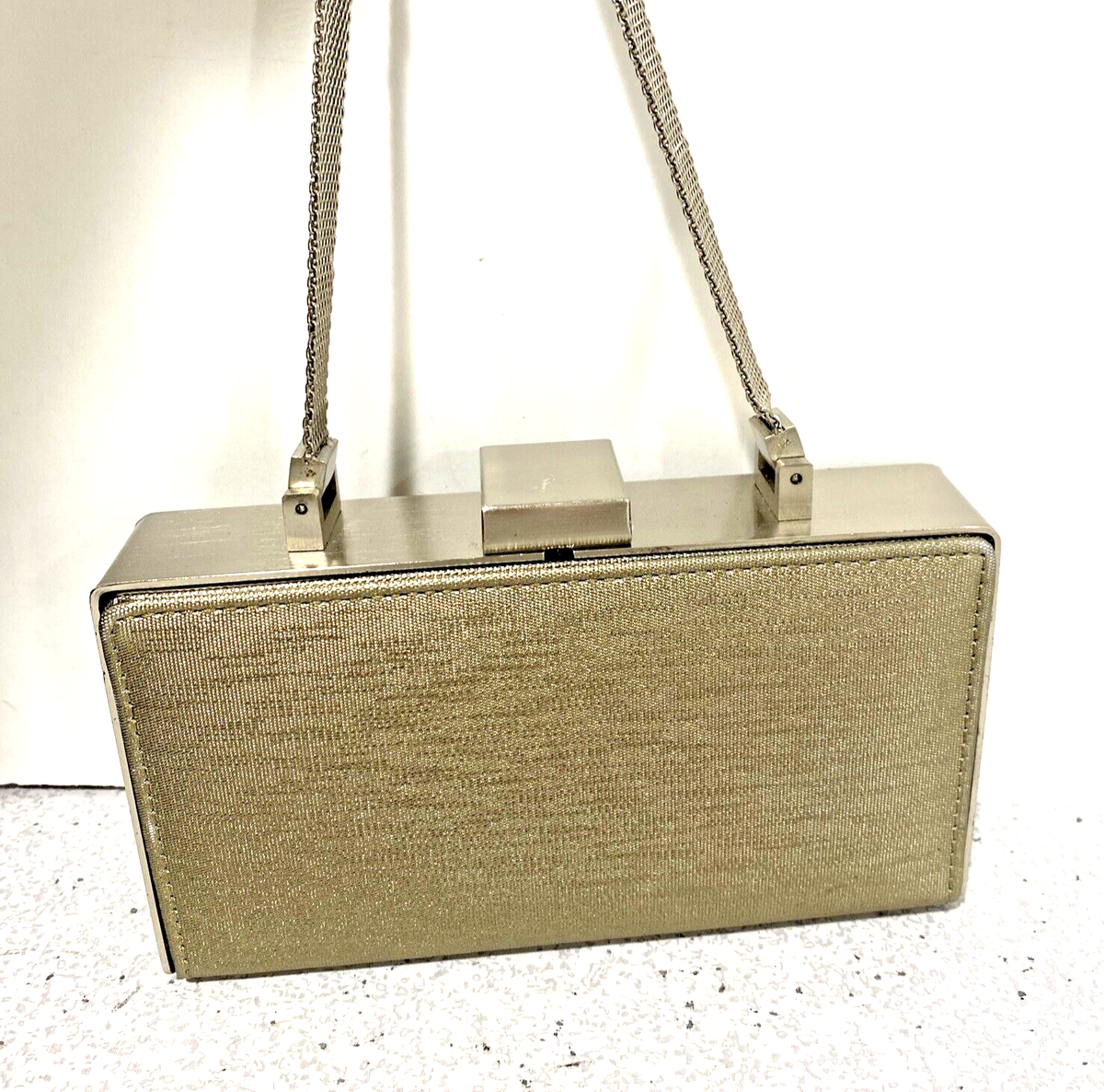 Sondra Roberts Box Purse Evening Bag silvertone top mesh handle spring hinge