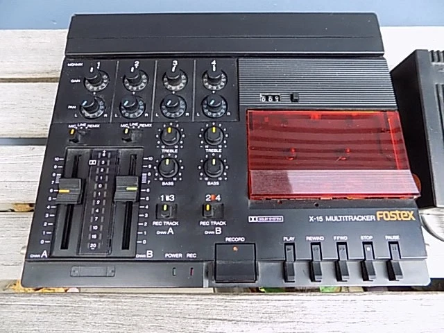 Fostex X-15 4-Spur Multitracker Analog Kassetten Tonbandgerät mit Netzteil
