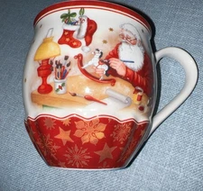 Villeroy & Boch Xmas Jumbo Mug Santa Painting Toy Horse Soldier 4" 1748 Red Gold