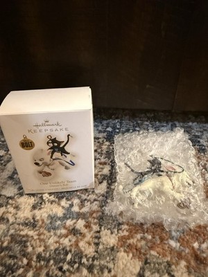 MIB Hallmark Disney 2009 Keepsake Ornament ''One Unlikely Team'' from Disney's