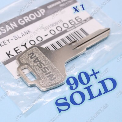 ペ*シ様 （5）Nissan A KEY FILLER 79461-28500 s-l400.jpg