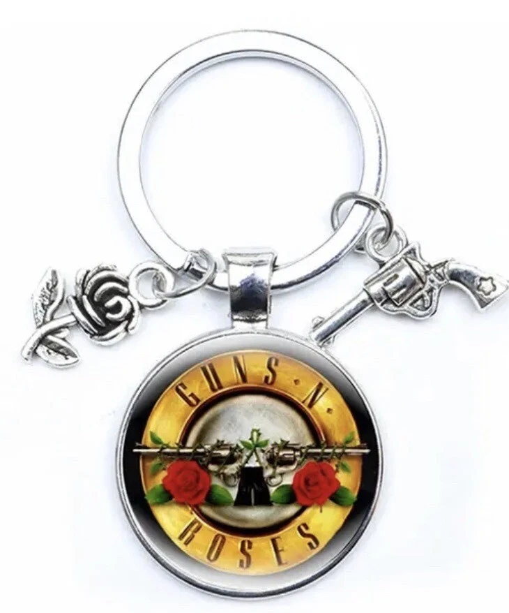 GUNS N ROSES KEYRING KEY ("ROSE AND GUN") CHARMS Axl Slash gift bag