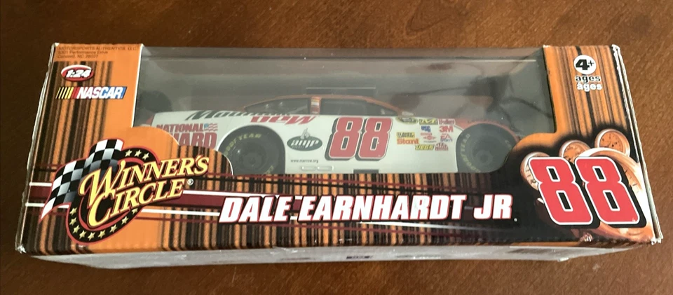 ✅🔥2008 Winners Circle Dale Earnhardt Jr. 88 Nascar 1:24 - Orange MT Dew Amp Car Foto 4 de 4