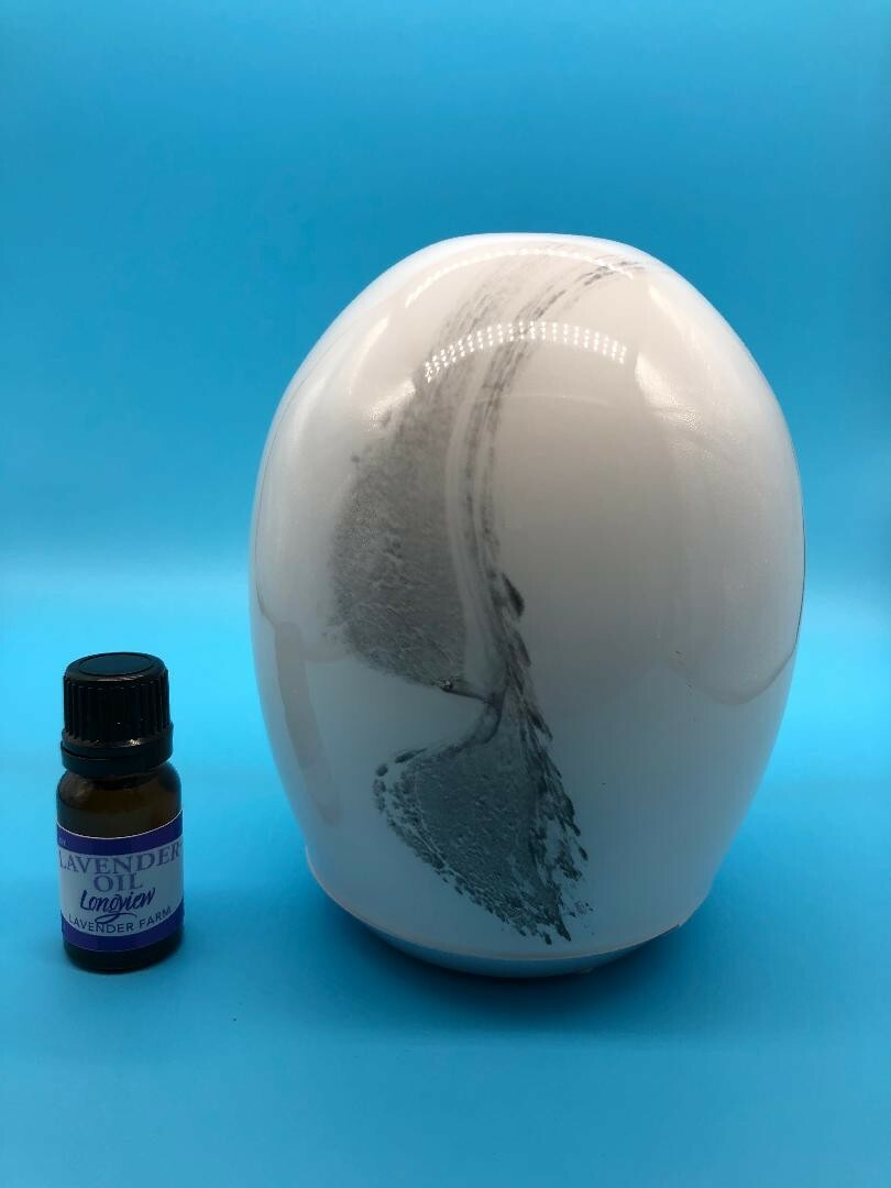 Aromatherapy Essential Oil Diffuser with 10ml Lavender Oil  -image