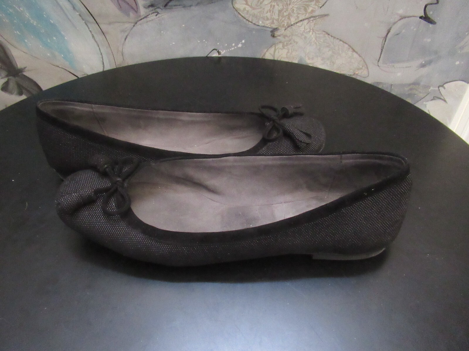 Stuart Weitzman Dark Gray / BlackTexture Tulip Bo… - image 1