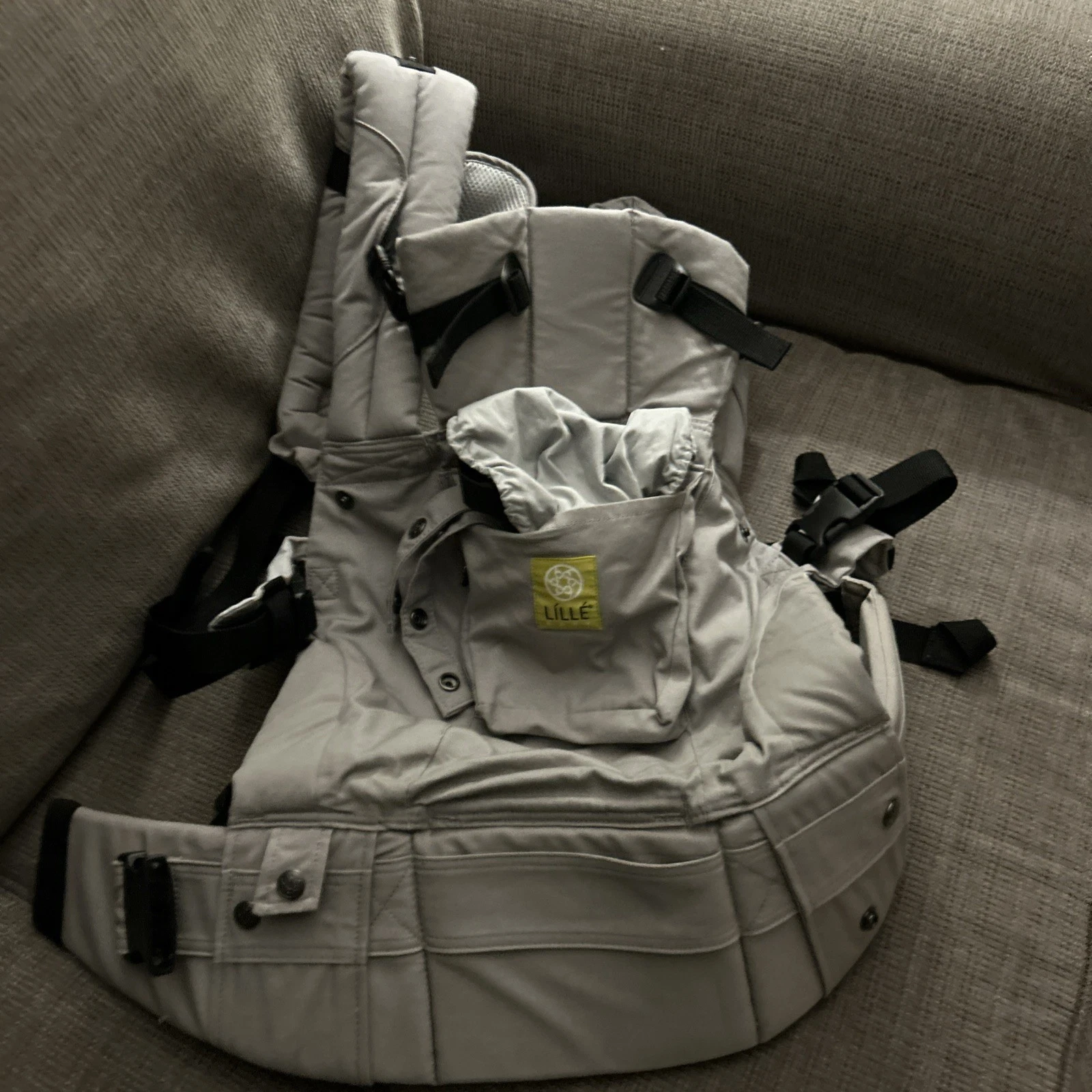 Lille Baby Complete Baby Carrier All Seasons 6 in 1 Stone Gray