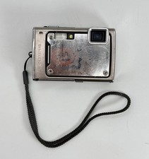 Olympus Stylus 1030SW Waterproof 10.1 Mega Pixel Camera W/ New Battery Read Desc