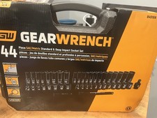 GearWrench 44 Piece SAE/MetricStandard and Deep Impact Socket Set