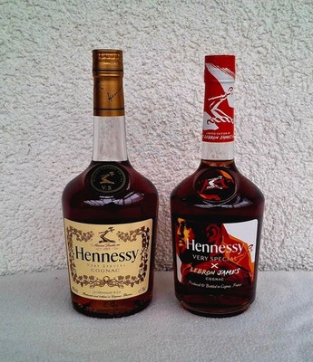 2 x Hennessy  Cognac '' Very Special ''.......je 0.7 Liter Inhalt