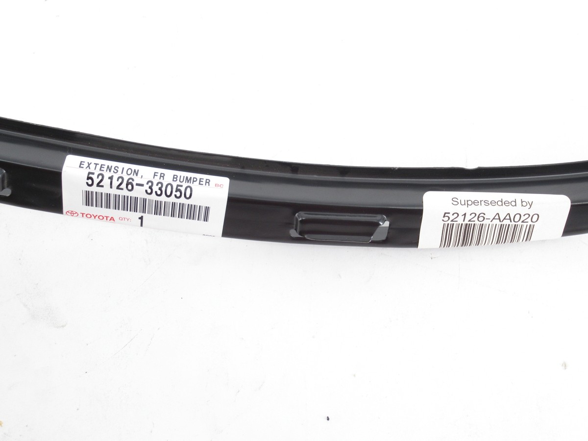 Genuine OEM Toyota 52126-AA020 Front Bumper Driver Outer Retainer