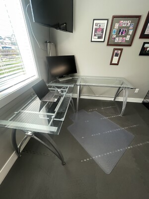 Realspace® Vista Glass 76