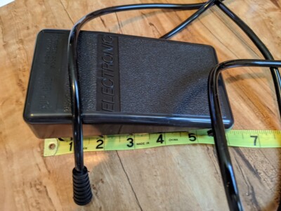 Pneumatic Air Foot Control Pedal with Cord for Singer Sewing Machine #988667-001