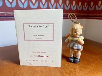 Goebel Berta Hummel 1997 Porcelain Figurine ''Surprise For You''