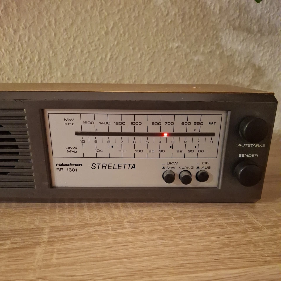 Robotron Streletta RR 1301, VEB, DDR Radio - Bild 3 von 4