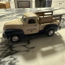 ERTL COLLECTIBLES F609 "1950 CHEVY P/U TRUCK Dk BLUE/ BEIGE"