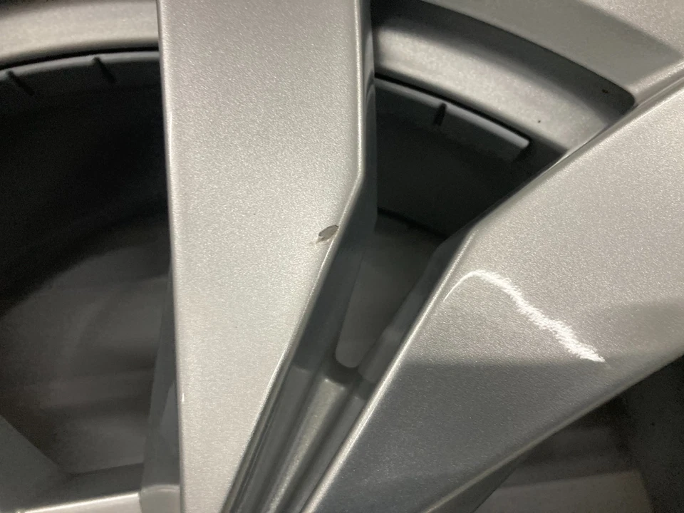 VW Touareg III 3 CR Winterreifen original Alufelgen Montero RDKS 285/45 R20 112V - Bild 4 von 4