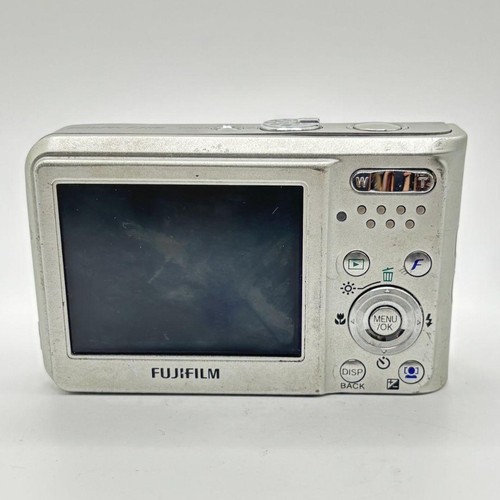 Fujifilm FinePix F31fd Silver 6.3MP Compact Digital Camera JAPAN - Picture 3 of 10