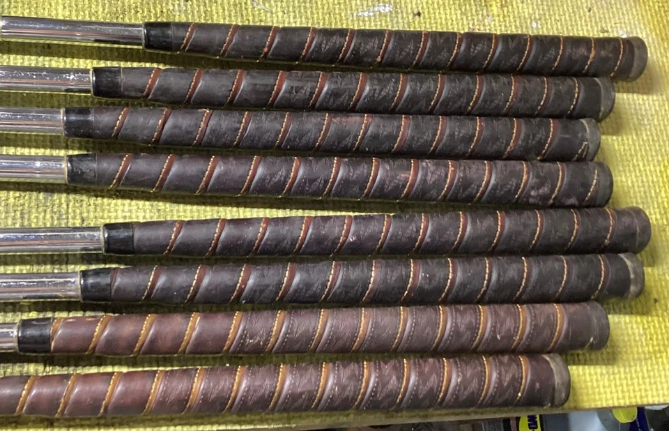 Rare Robert Jones Jr Spalding Iron Set 2 -9 Registered Syncro Stroke Golf Clubs - Image 4 of 4