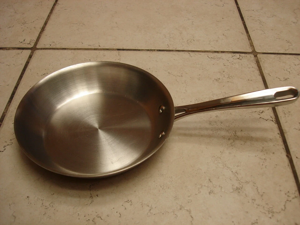 EMERIL PRO CLAD 8" GOURMET PAN SKILLET TRI PLY STAINLESS STEEL INDUCTION EUC - Image 4 of 4