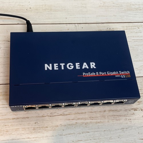 NETGEAR GS108 v3 ProSafe 8 Port Gigabit Switch Tested Working - Picture 4 of 6