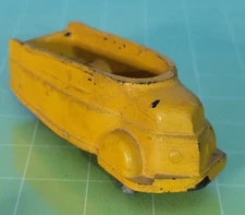 CB14: Vintage 1930s Sun Rubber Co Streamlined Delivery Truck Yellow Toy Car